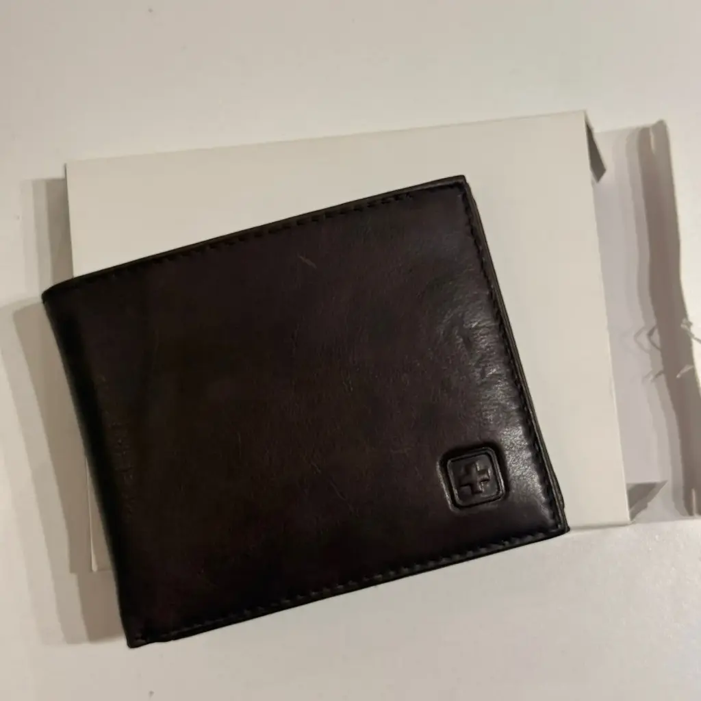 BILLETERA CUERO MARCA SWISSWIN (18)