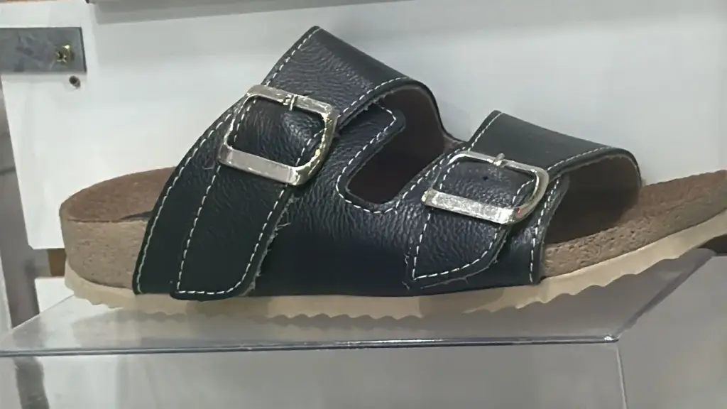 BIRKEN 2 HEB - CUERO - NEGRAS (7534) T36